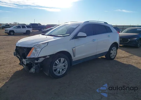 2016 Cadillac Srx Luxury Collection z USA, uszkodzony, nr VIN 3GYFNBE31GS517315